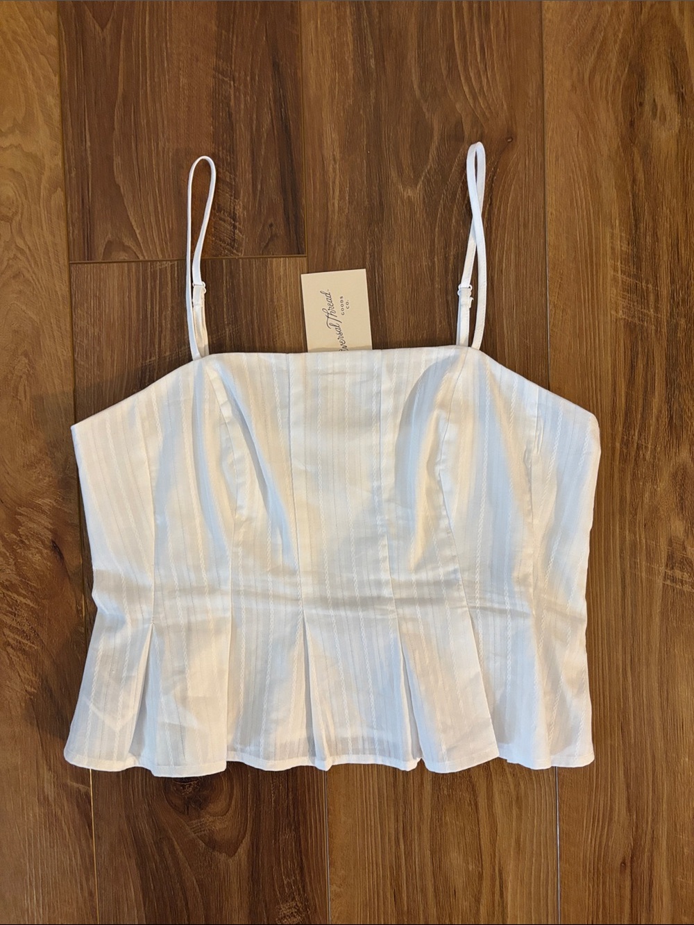 NWT Universal Thread White Lightweight Peplum Top